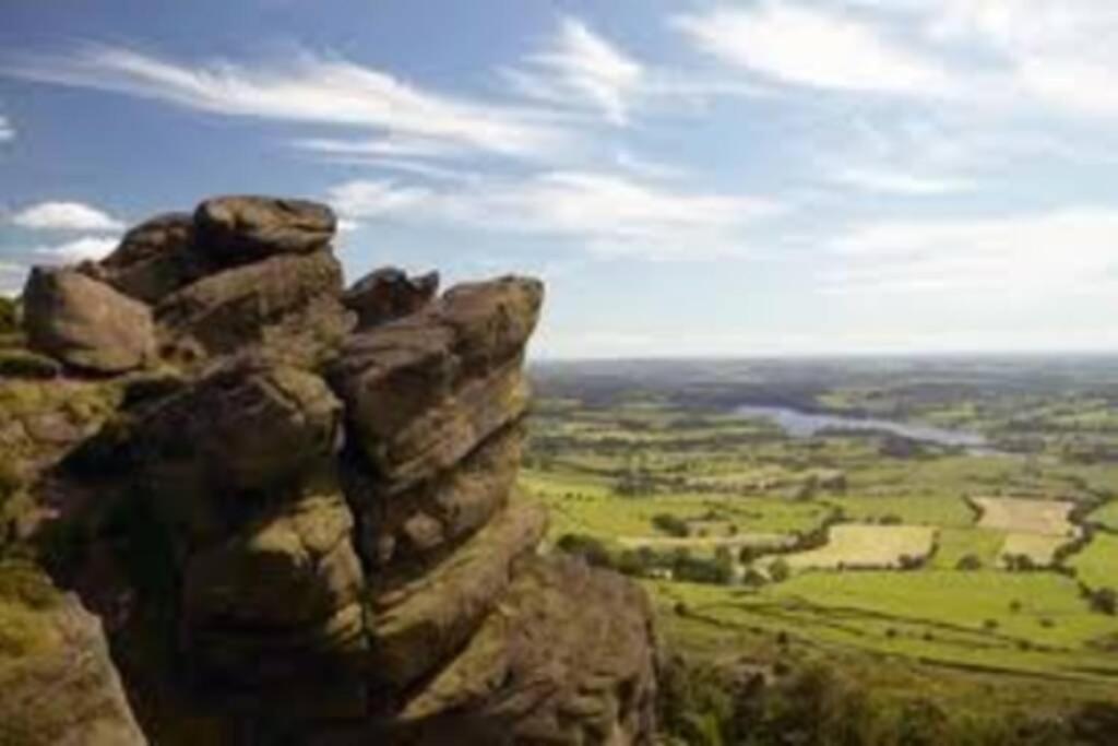 Stunning Secluded Peak District Luxurious Barn Villa Leek Esterno foto